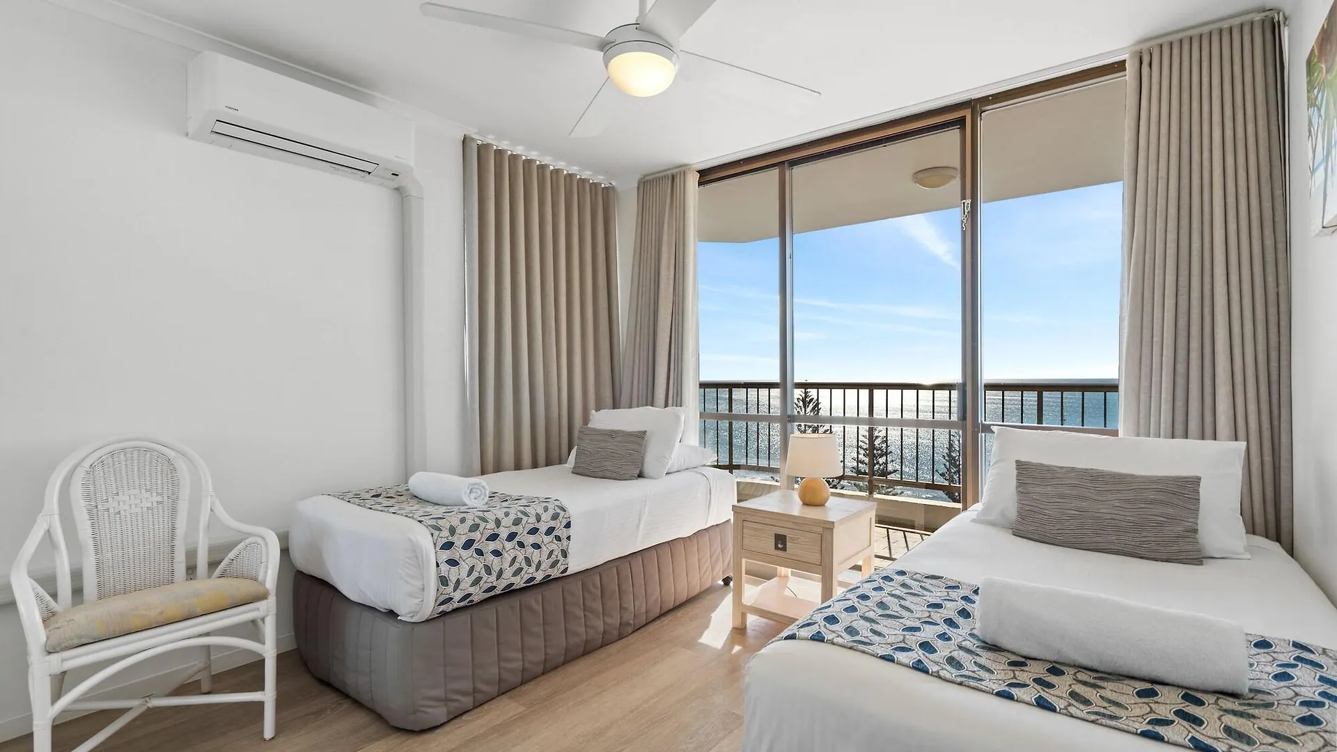 Seaview Resort Mooloolaba 4*,  Australia