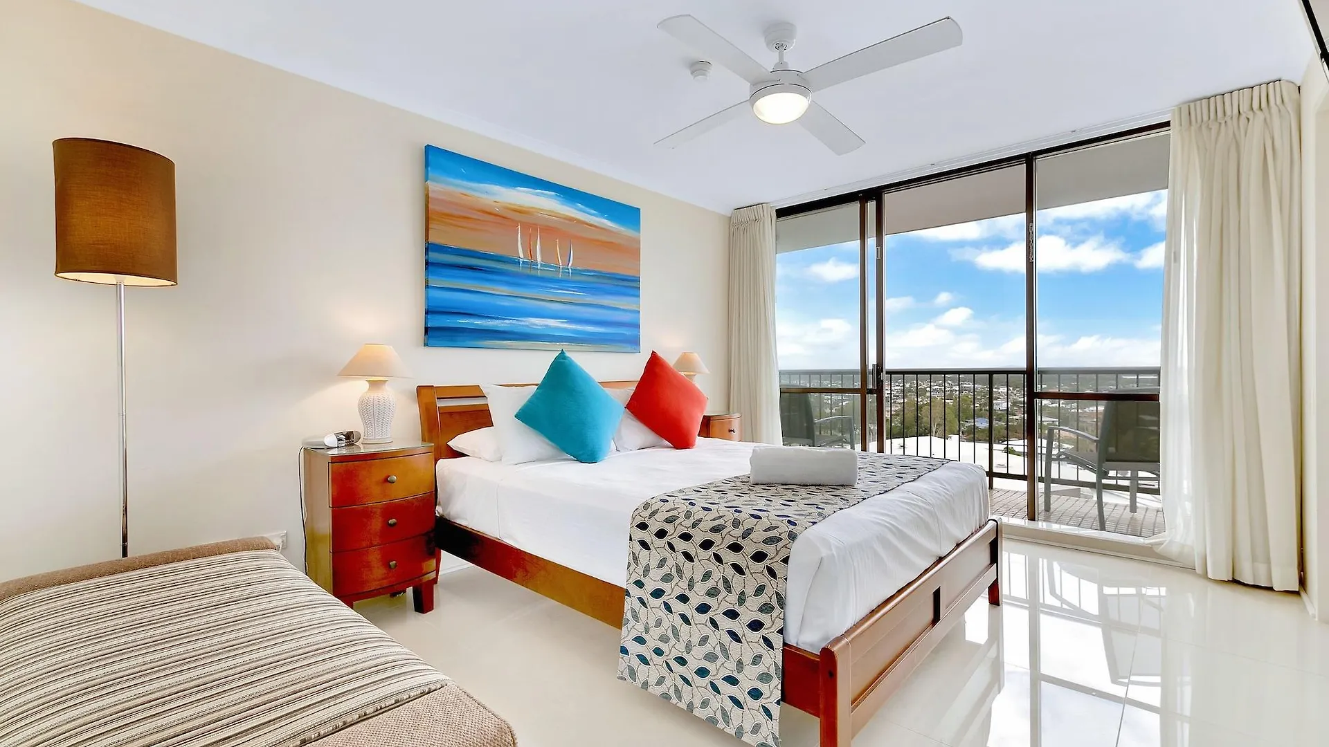 Seaview Resort Mooloolaba 4*,