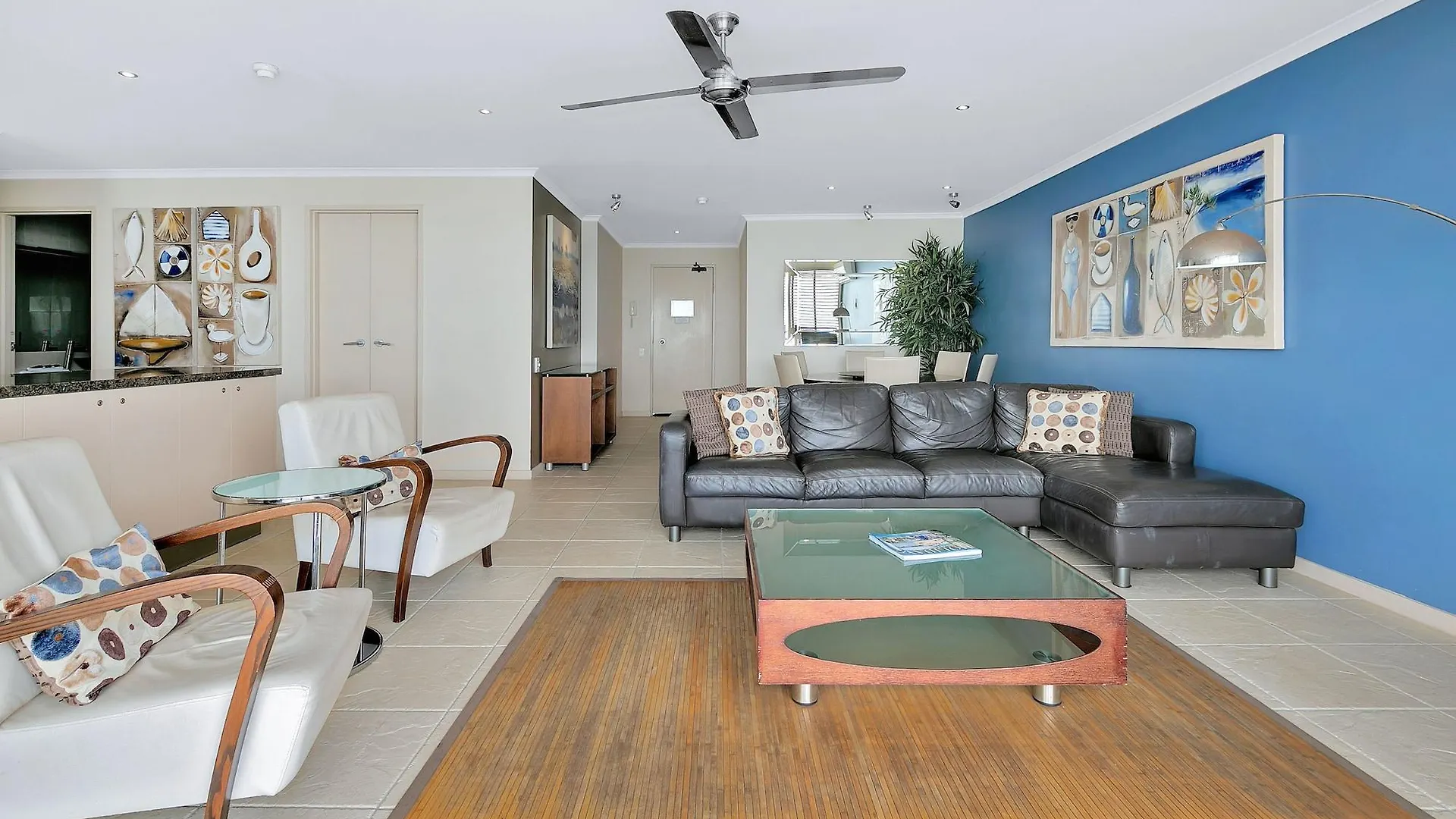 Seaview Resort Mooloolaba 4*,  Australia